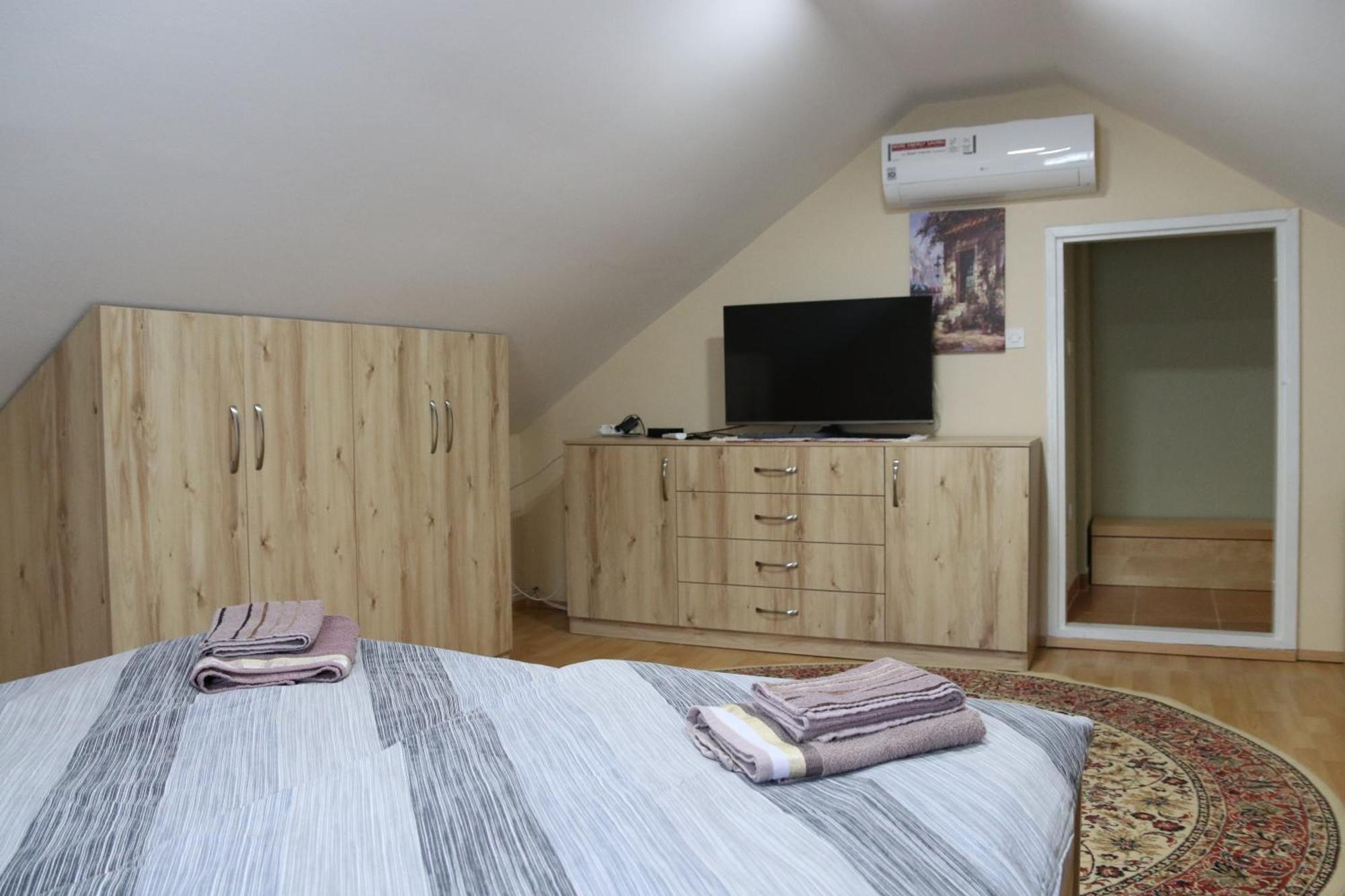 Vila Tamaskut Lendava Esterno foto